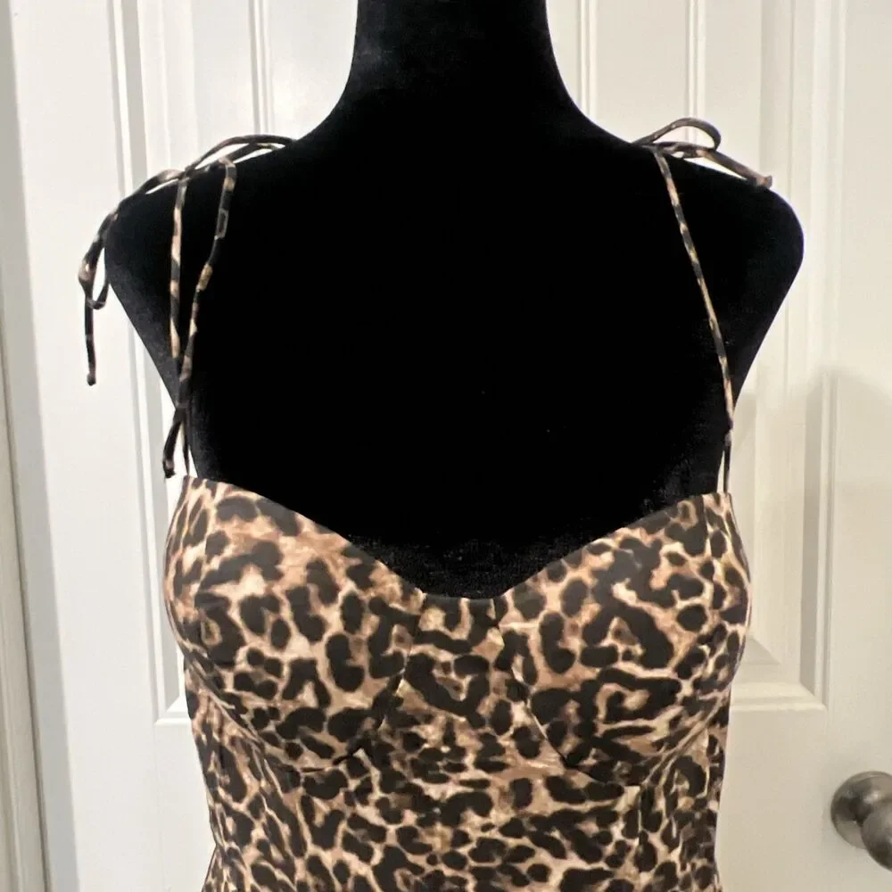 Petal & Pup Ayana Leopard Print Fit & Flare Midi Dress Size L - Picture 10 of 16